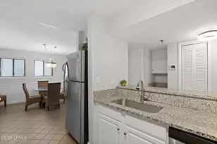 663 William Hilton Pkwy, Hilton Head Island, SC 29928 - Photo 8