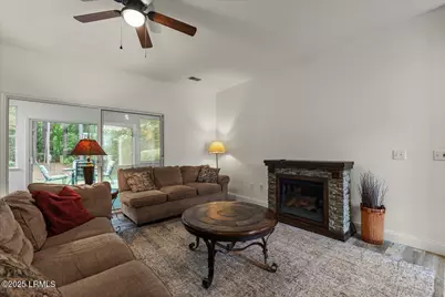 61 Hampton Circle, Bluffton, SC 29909 - Photo 4