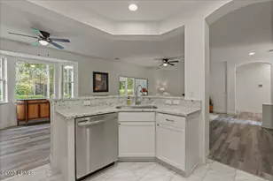 61 Hampton Cir, Bluffton, SC 29909 - Photo 10