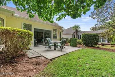 61 Hampton Circle, Bluffton, SC 29909 - Photo 2