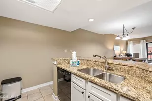 13 Harbourside Ln, Hilton Head Island, SC 29928 - Photo 20