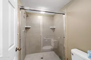 13 Harbourside Ln, Hilton Head Island, SC 29928 - Photo 26