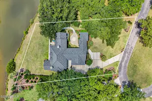 4 Wedgewood Cir, Bluffton, SC 29910 - Photo 2