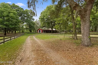 71 Tropicana Road, Saint Helena Island, SC 29920 - Photo 16