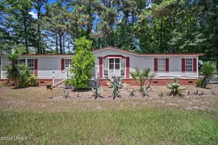 196 Tom Fripp Rd, Saint Helena Island, SC 29920 - Photo 1