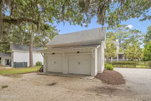 20 North Crescent, Beaufort, SC 29906 - Photo 86
