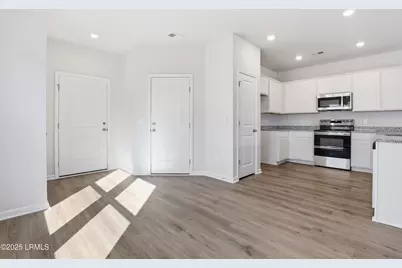 598 Aviation Drive, Ridgeland, SC 29936 - Photo 4