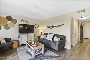 40 Folly Field Rd, Hilton Head Island, SC 29928 - Photo 18