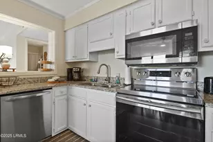 40 Folly Field Rd, Hilton Head Island, SC 29928 - Photo 26