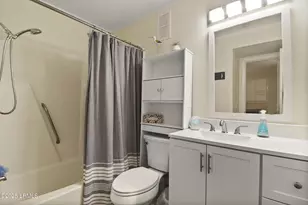 40 Folly Field Rd, Hilton Head Island, SC 29928 - Photo 34