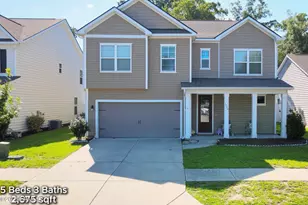 3754 Oyster Bluff Dr, Beaufort, SC 29907 - Photo 1