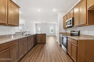 38 Concourse Dr, Ridgeland, SC 29936 - Photo 8