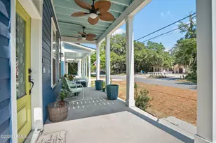 1008C 12th St, Port Royal, SC 29935 - Photo 6