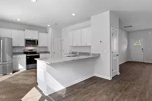 192 Chicora Ln, Yemassee, SC 29945 - Photo 6