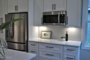 2013 Lafayette St, Beaufort, SC 29902 - Photo 6