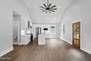 2013 Lafayette St, Beaufort, SC 29902 - Photo 10