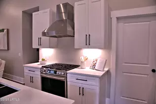 2013 Lafayette St, Beaufort, SC 29902 - Photo 8