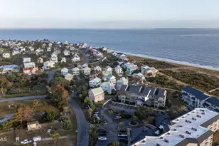 6 N Harbor Dr, Harbor Island, SC 29920 - Photo 8