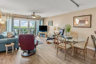 6 N Harbor Dr, Harbor Island, SC 29920 - Photo 6