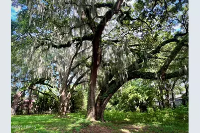1107 Coleman Lane, Beaufort, SC 29902 - Photo 2