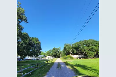 5 Mosse Road, Saint Helena Island, SC 29920 - Photo 12
