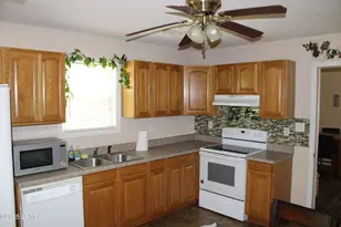 609 Ashley Dr, Hampton, SC 29924 - Photo 6