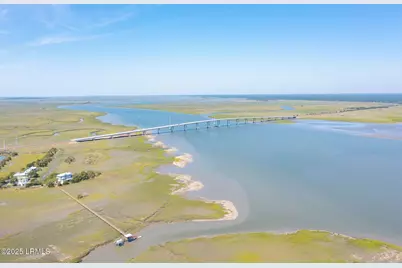 21 Lakeview Lane, Harbor Island, SC 29920 - Photo 14