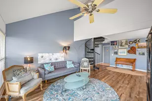 229 Tennis Villa Cir, Saint Helena Island, SC 29920 - Photo 8