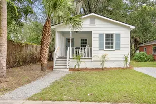 1507 Greene St, Beaufort, SC 29902 - Photo 2