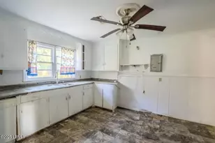 1804 6th St, Beaufort, SC 29902 - Photo 2