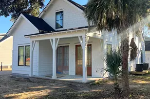 705 14th St, Port Royal, SC 29935 - Photo 4