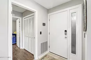 60 Carnoustie Rd, Hilton Head Island, SC 29928 - Photo 6