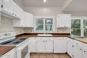 232 Whiteoaks Cir, Bluffton, SC 29910 - Photo 12