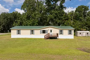 1611 Carolina Ave, Beaufort, SC 29906 - Photo 2