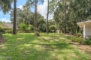 510 Center Dr W, Beaufort, SC 29902 - Photo 24