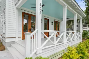 902 Harrington St, Beaufort, SC 29902 - Photo 2