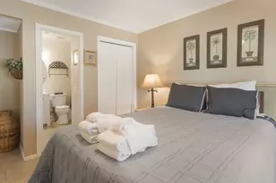 40 Folly Field Rd, Hilton Head, SC 29928 - Photo 16