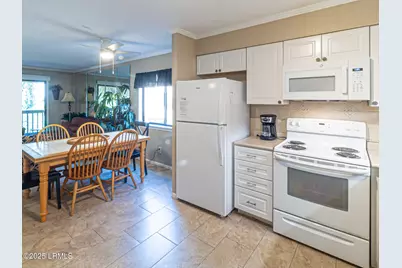 40 Folly Field Road #B4, Hilton Head, SC 29928 - Photo 4