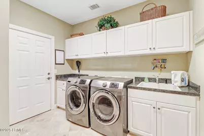 21 Strawberry Hill Road, Hilton Head Island, SC 29928 - Photo 36