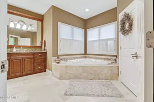 21 Strawberry Hill Rd, Hilton Head Island, SC 29928 - Photo 26