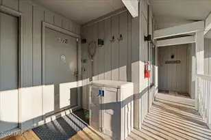 4 Harbor Dr N, Harbor Island, SC 29920 - Photo 6