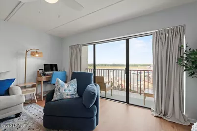 100 Helmsman Way #214, Hilton Head Island, SC 29928 - Photo 10