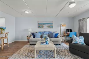 100 Helmsman Way, Hilton Head Island, SC 29928 - Photo 8