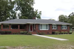 88 2nd St, Varnville, SC 29944 - Photo 1