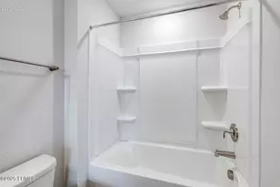 7 Alumni Rd, Beaufort, SC 29907 - Photo 10