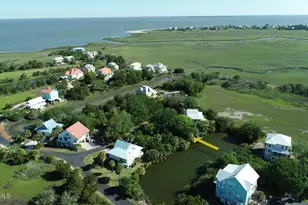 6 W Marsh Dr, Harbor Island, SC 29920 - Photo 26
