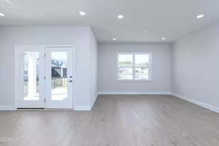 1117 Salty Hammock Ct, Beaufort, SC 29902 - Photo 2