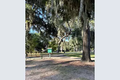 2214 Pigeon Point Road, Beaufort, SC 29902 - Photo 8