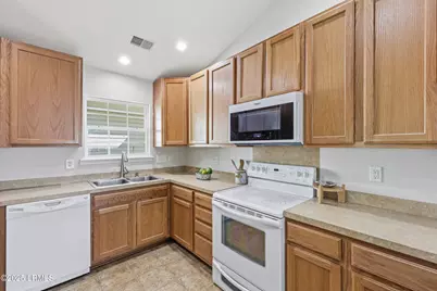 11 Savannah Oak Drive, Bluffton, SC 29910 - Photo 12