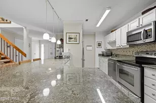 1 Gloucester Rd, Hilton Head Island, SC 29928 - Photo 12